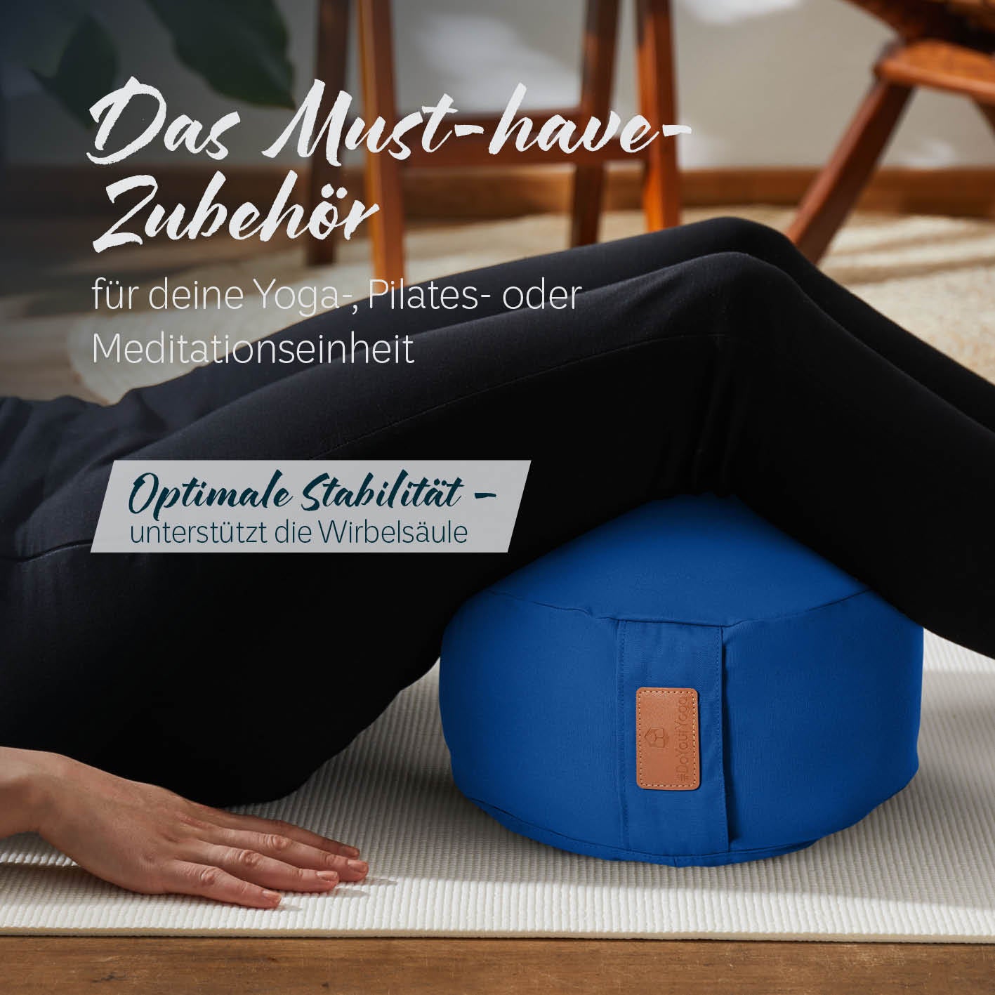 Yoga-Kissen Vishnu - gefüllt mit Bio-Dinkelspelz, rund 30x30x15 cm, navyblau, ideal für Yoga, Pilates und Meditation.