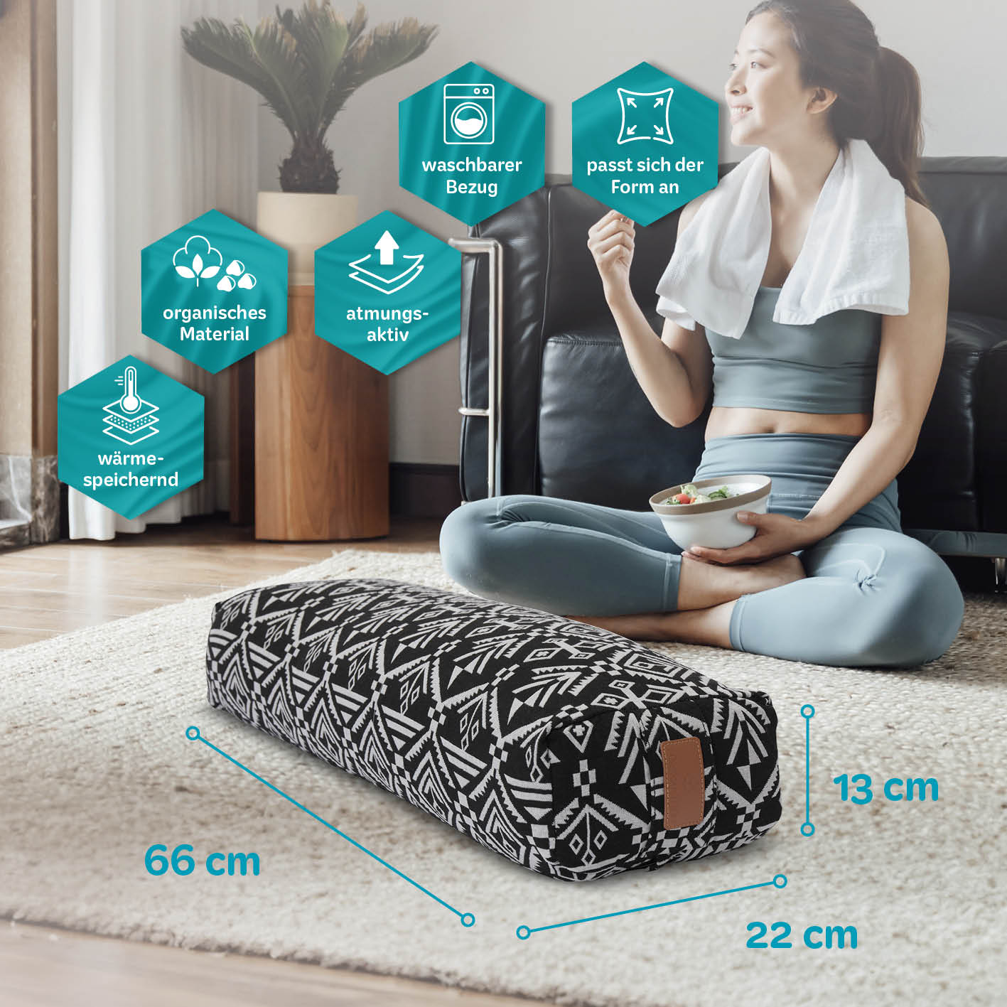 Yoga-Bolster Paravati 67x22x13 cm mit Bio-Buchweizenschalen, waschbarer Bezug, atmungsaktiv und wärmespeichernd, schwarz-weißes Muster
