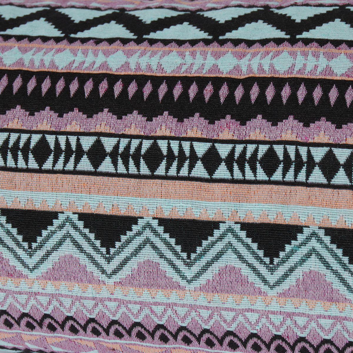 Yoga-Bolster Tarik - gefüllt mit Bio-Buchweizenschalen - 68 x 22 x 22 cm - Style 12 mit geometrischem Muster in Rosa und Türkis