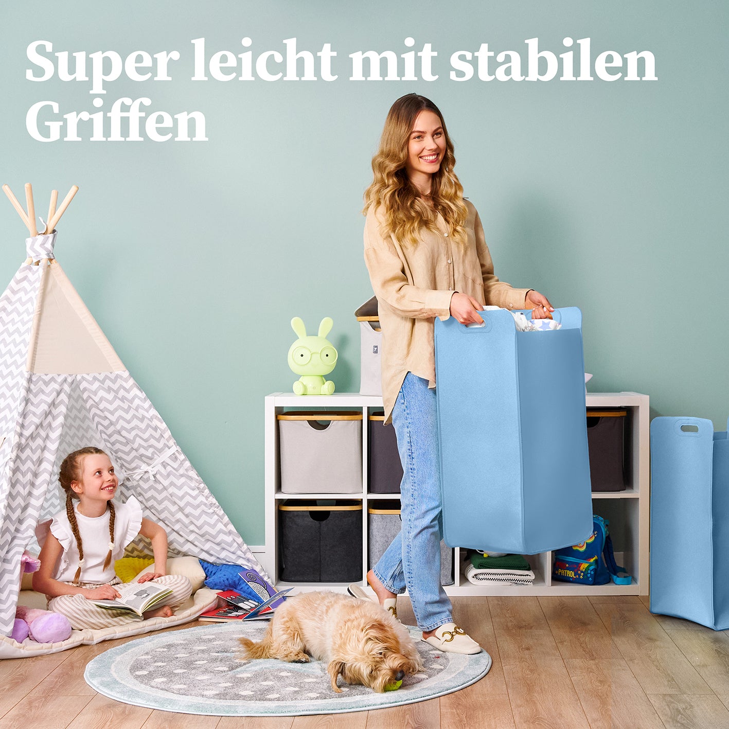 Filz-Aufbewahrungskorb "Katy" 75 l Blau mit stabilen Griffen, großer Wäschekorb ideal für Kinderzimmer und platzsparende Aufbewahrung.