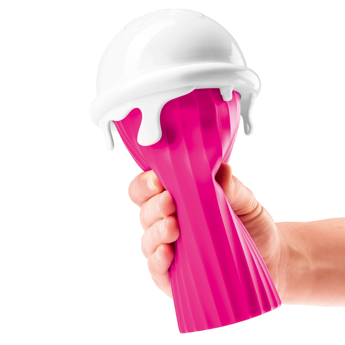 FreezeUp Slushy Cup - Rosa/Weiß, pinker Slushy-Becher mit weißem Deckel in einer Hand