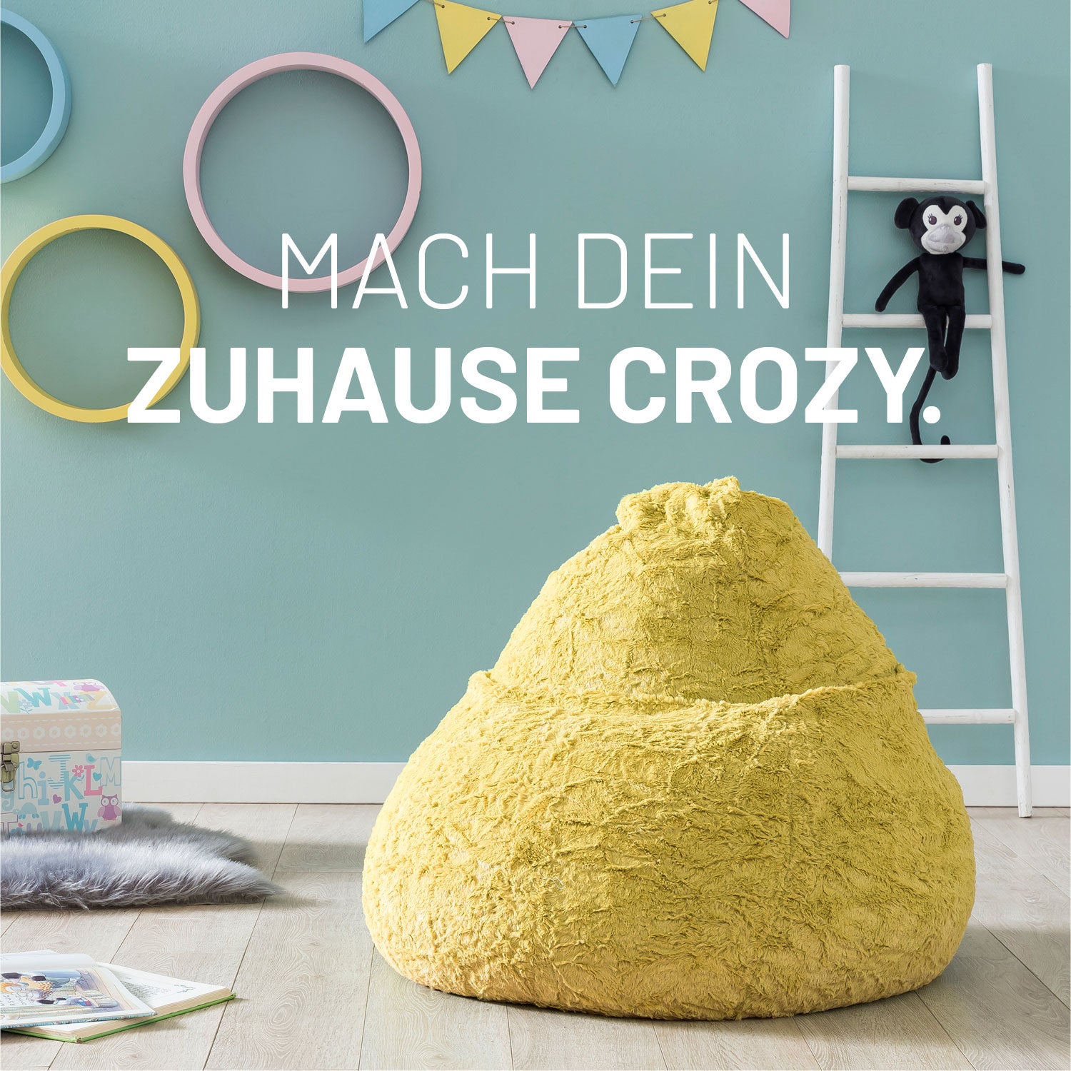 Luxury Fluffy Sitzsack (120 L) Gelb aus weichem Webplüsch, formstabil, flexibel für modernes Wohnambiente und hohen Komfort.
