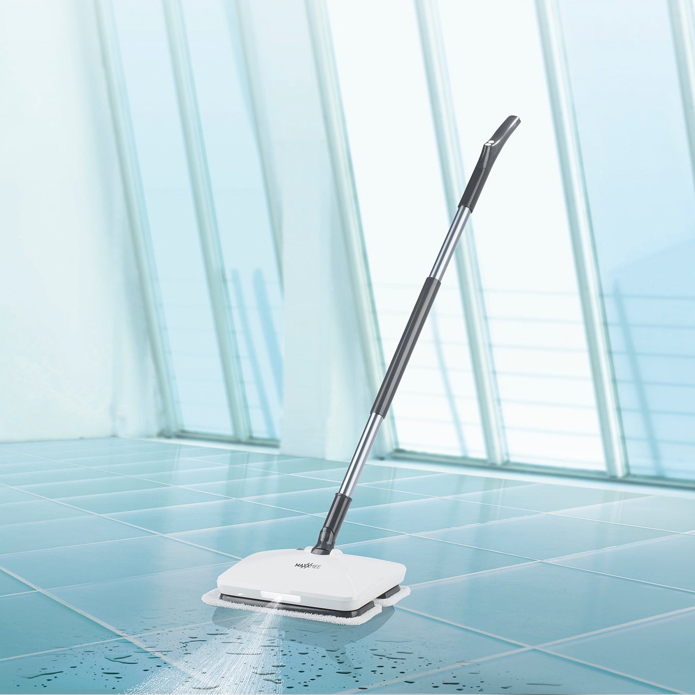 Akku-Vibrationsmopp mit Sprühfunktion - grau mit kabelloser Bedienung, LED-Beleuchtung und integrierter Sprühfunktion für schonende Bodenreinigung.