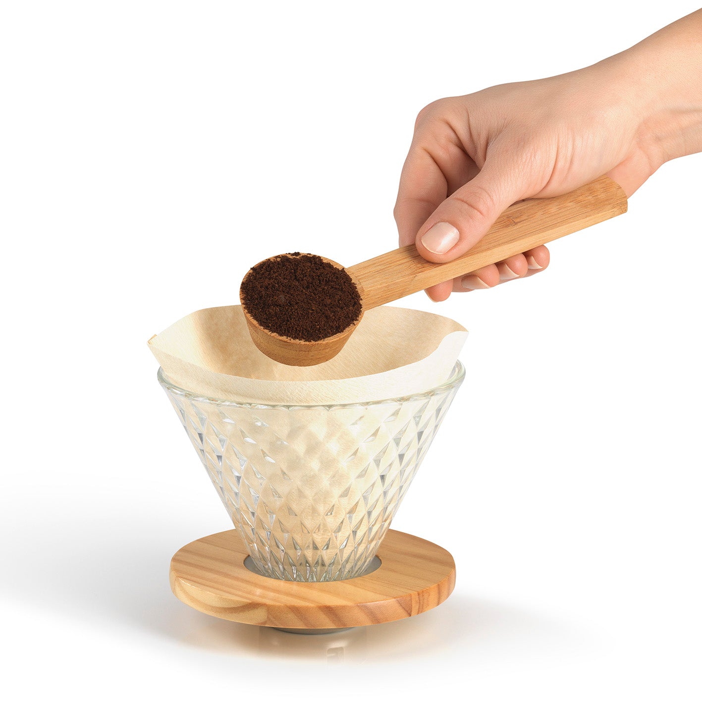 Kaffeebereiter Set Pour Over - 4-tlg. - 600 ml - schwarz/Edelstahl mit Glaskanne, Holzfilterhalter und Kaffeepulver-Zubereitung.
