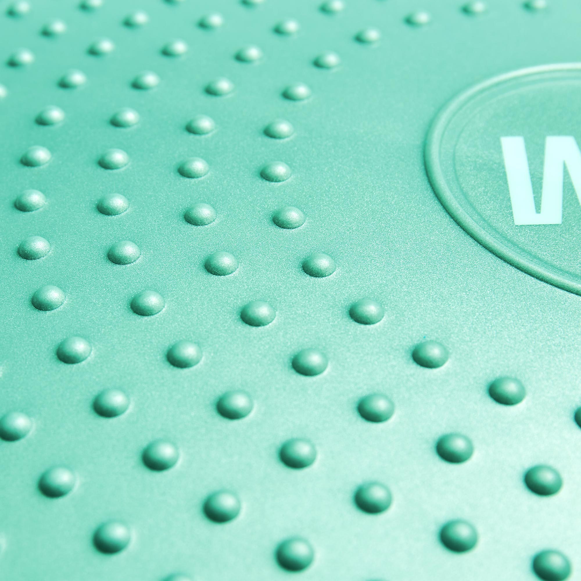 Ballsitzkissen "Blowup" - Inkl. Pumpe - Ø 33 cm - Türkis mit Noppenstruktur für ergonomisches Sitzen und Massageeffekt.