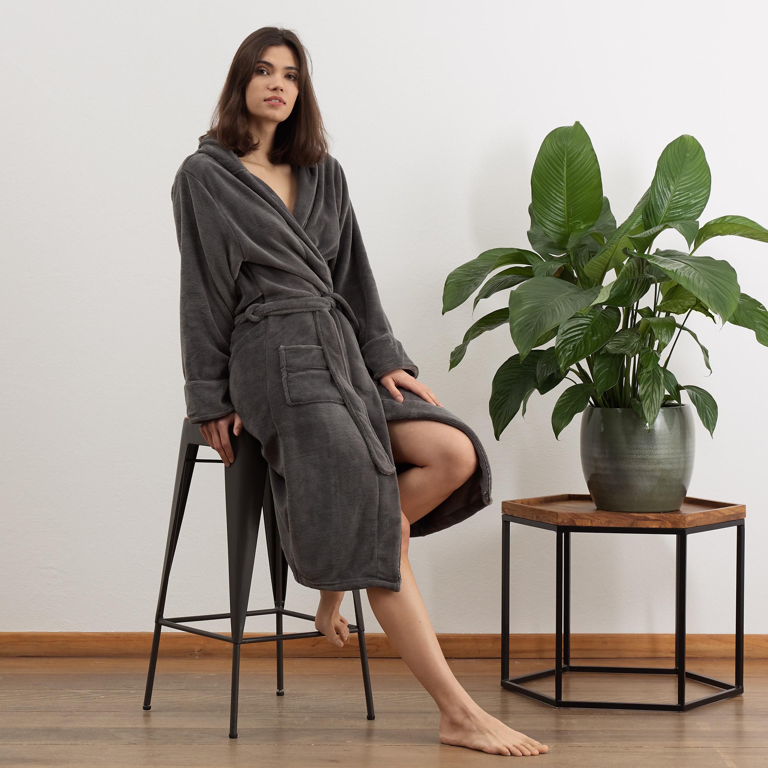 Luxury Mikrofaser Bademantel mit Kapuze für Damen und Herren - Grau - Größe XXL
