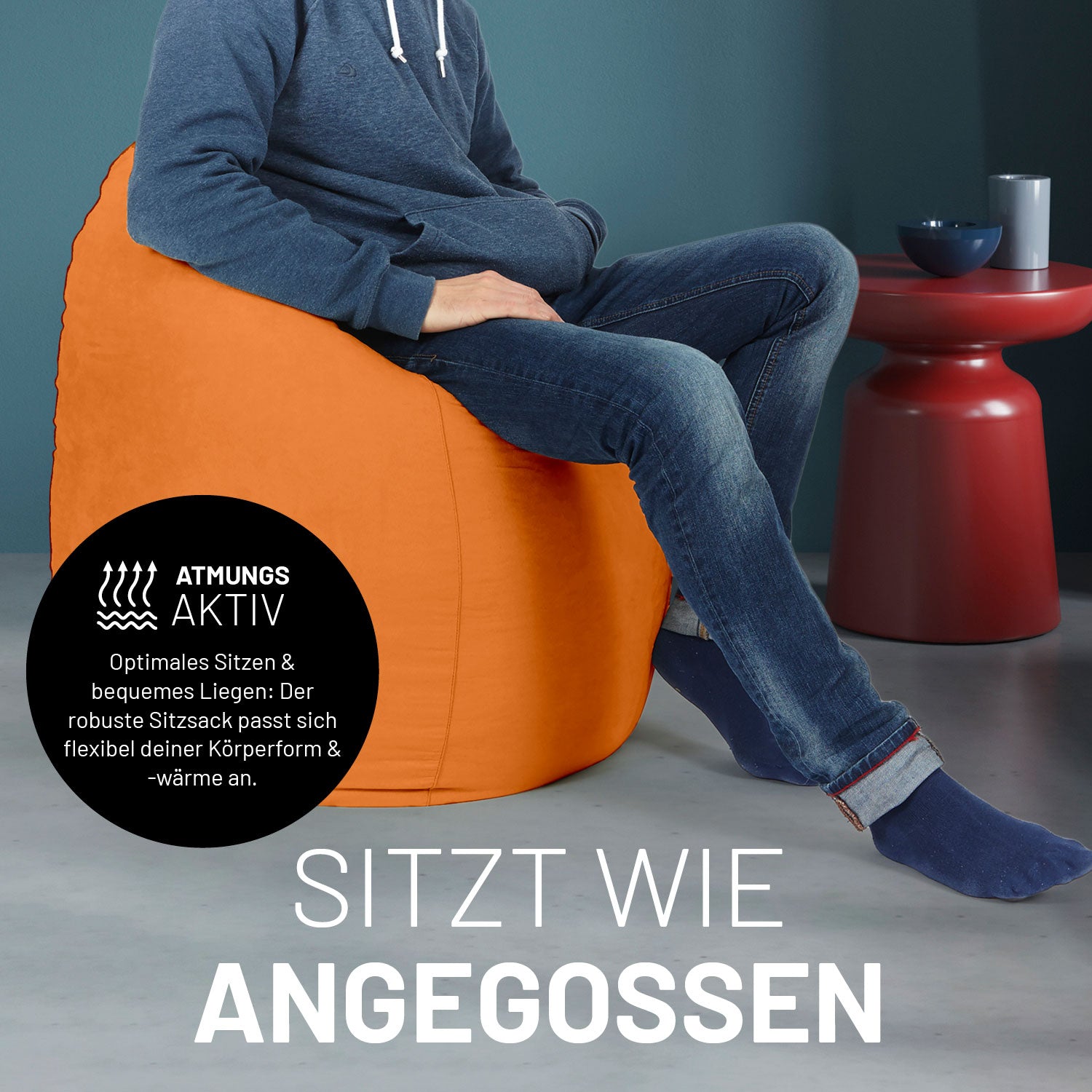 Luxury XL PLUS Sitzsack (220 L) - indoor - Orange passt sich flexibel der Körperform an für komfortables Sitzen und Liegen.