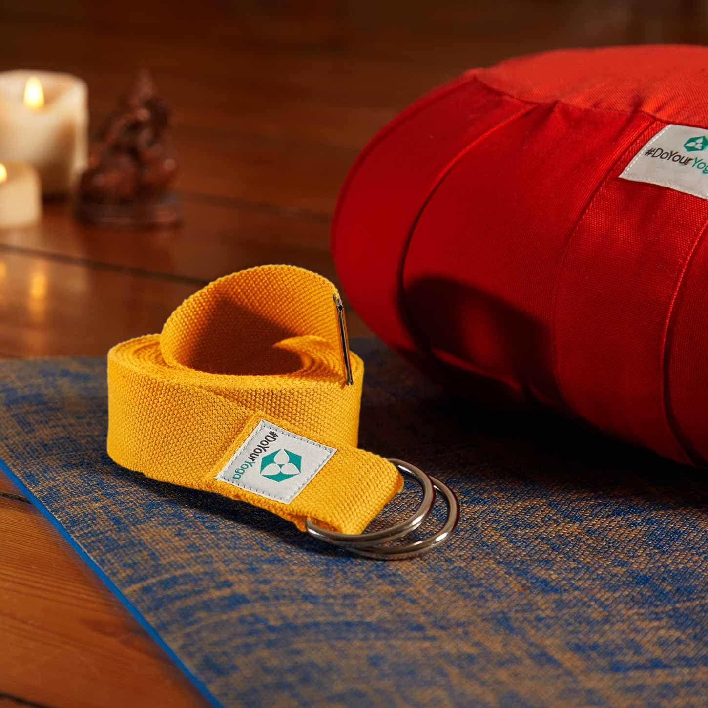 Yogagurt Madira - 250 x 3,8 cm - Gelb, leichter Yoga-Gurt zur Unterstützung von Dehnung und Flexibilität, einfach aufrollbar.