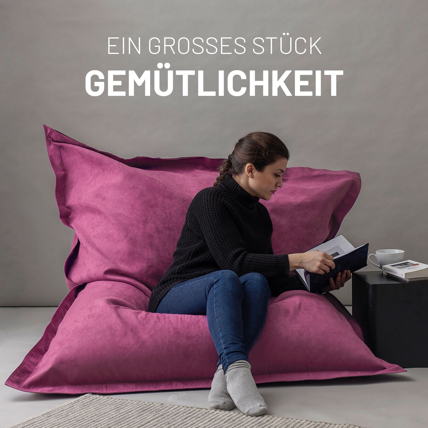 XXL Microvelours Sitzsack (380 L) in Pink mit bequemer Polsterung, ideal für Wohnzimmer und Kinderzimmer zum Entspannen.