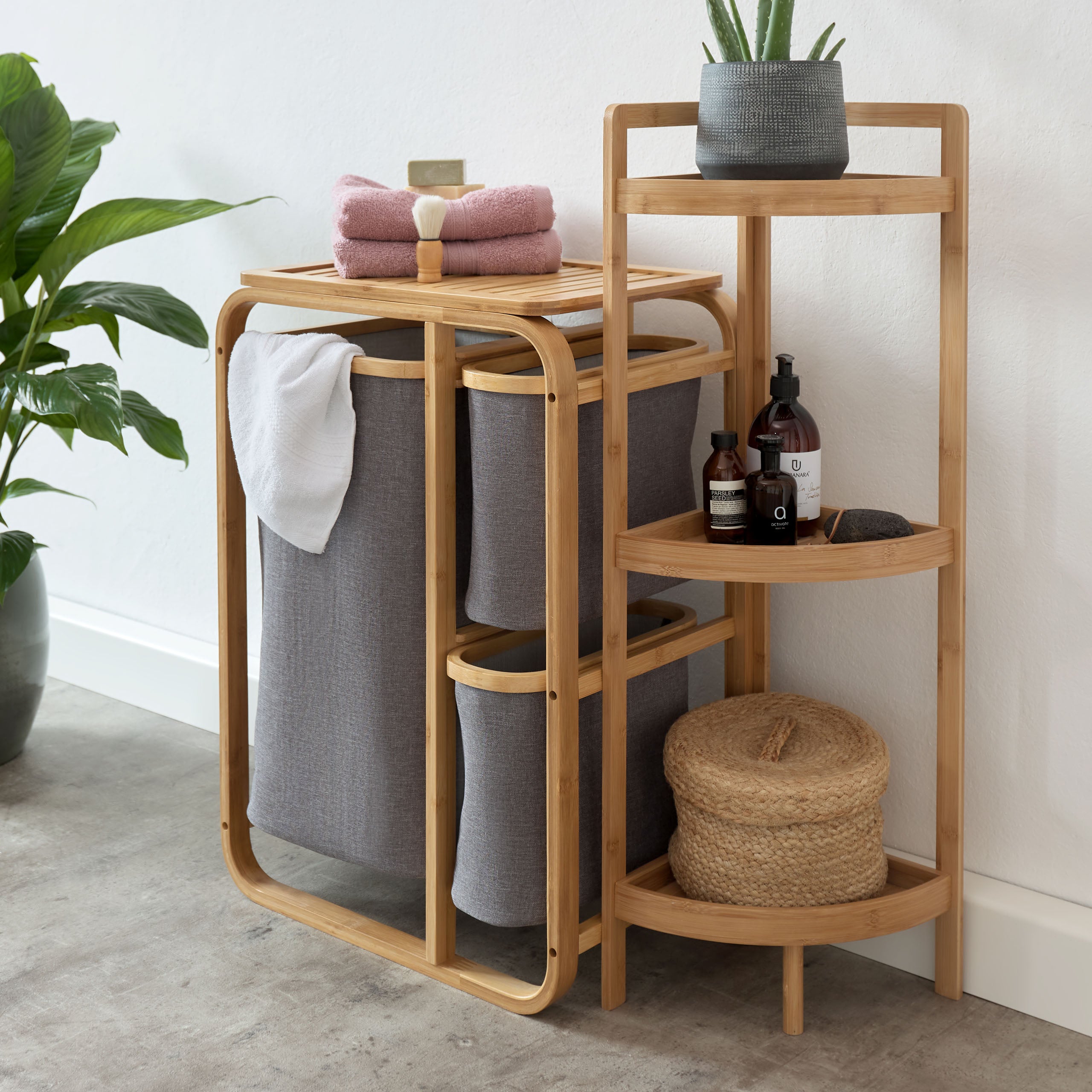Bambus Wäschekorb - 1 XL Fach + 2 Kompaktfächer - 49,5 x 33 x 71 cm - Grau mit 3 Wäschesäcken und Regalablagefläche.