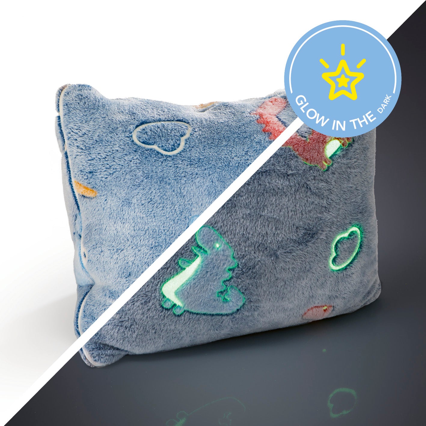 Verwandlungskissen Glow in the dark - Kuschelkissen & Kuscheldecke - Dino mit leuchtenden Dinosaurier-Motiven aus weichem Flanell-Fleece.