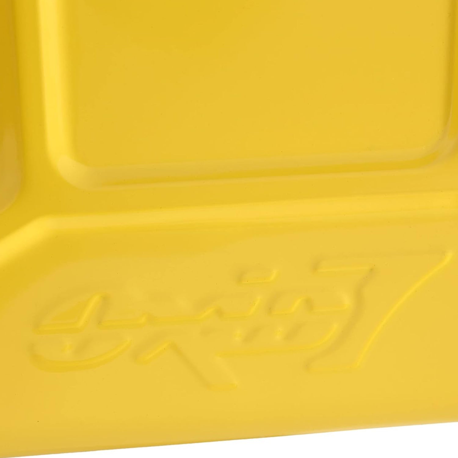 Kraftstoffkanister Metall - 10 Liter - gelb, UN-zugelassener Metallkanister mit korrosionsgeschützter Pulverbeschichtung und auslaufsicherem Bügelverschluss.