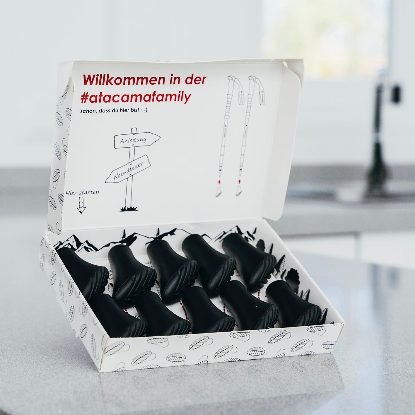 Nordic Walking Gummipuffer - 10er-Set Ersatzspitzen für besseren Grip und Schutz bei Wandern, Laufen und Trekking auf verschiedenen Oberflächen.