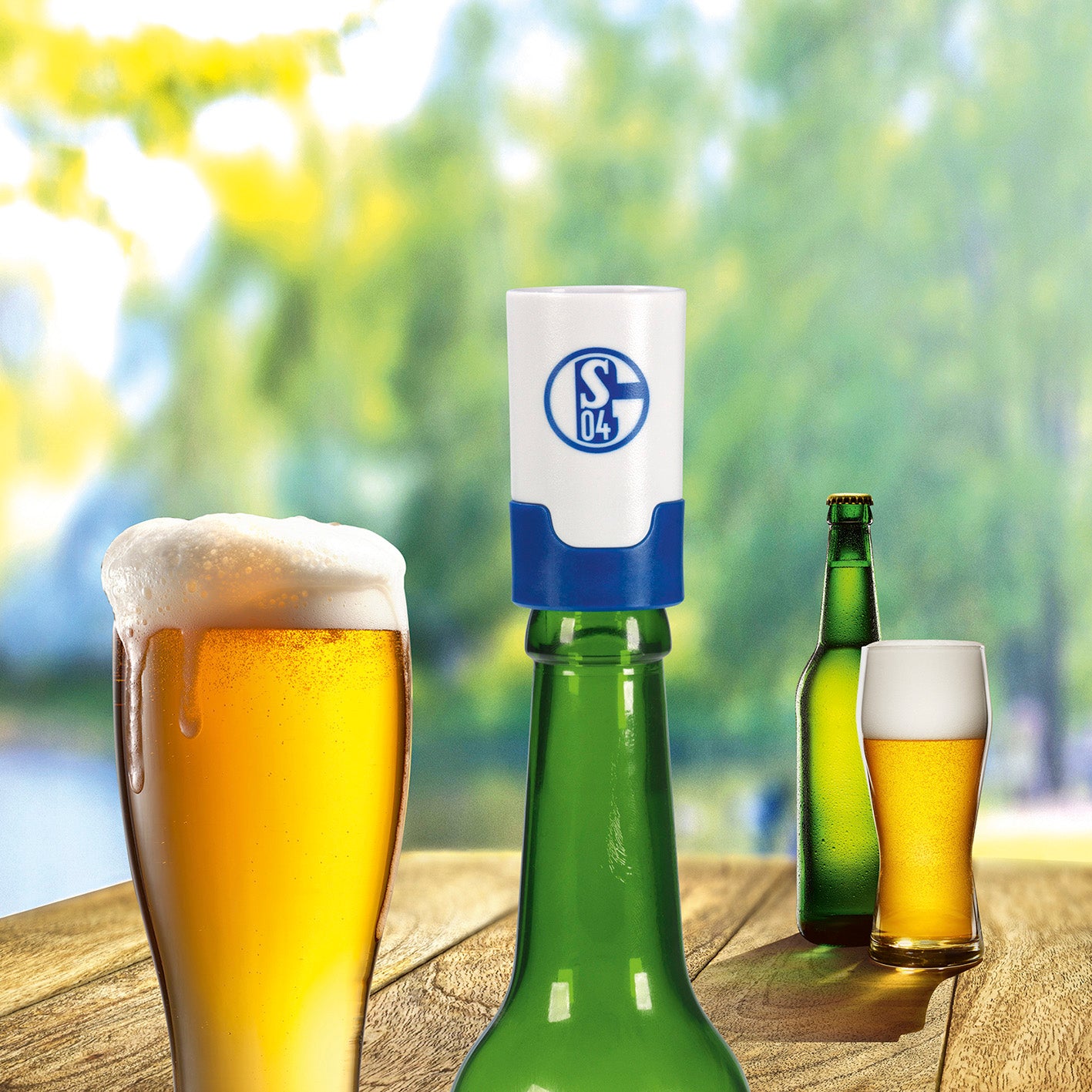 Bier-Aufbereiter im FC Schalke 04-Design - 3er-Set als Flaschenaufsatz für frischen Biergenuss und Insektenschutz.