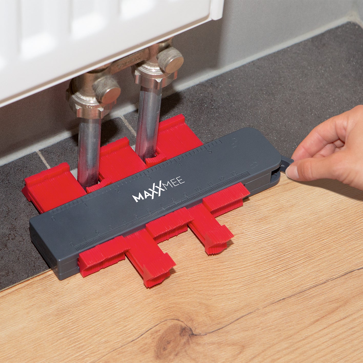 Konturenlehre - 2er-Set mit 2 Größen zum exakten Zuschneiden und Anpassen von Bodenbelägen wie Laminat und Fliesen.