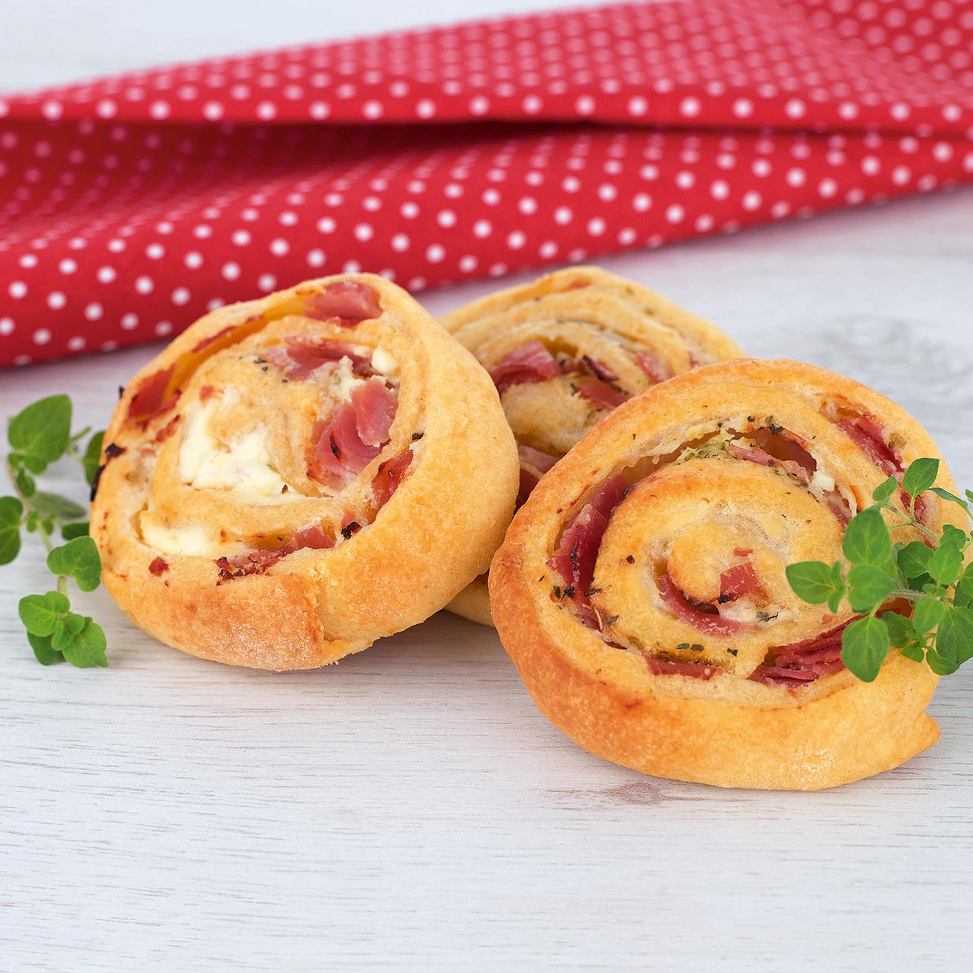 Rezeptbuch inkl. Messbecher-Set - Band 4 - Kleine Gerichte ganz groß!