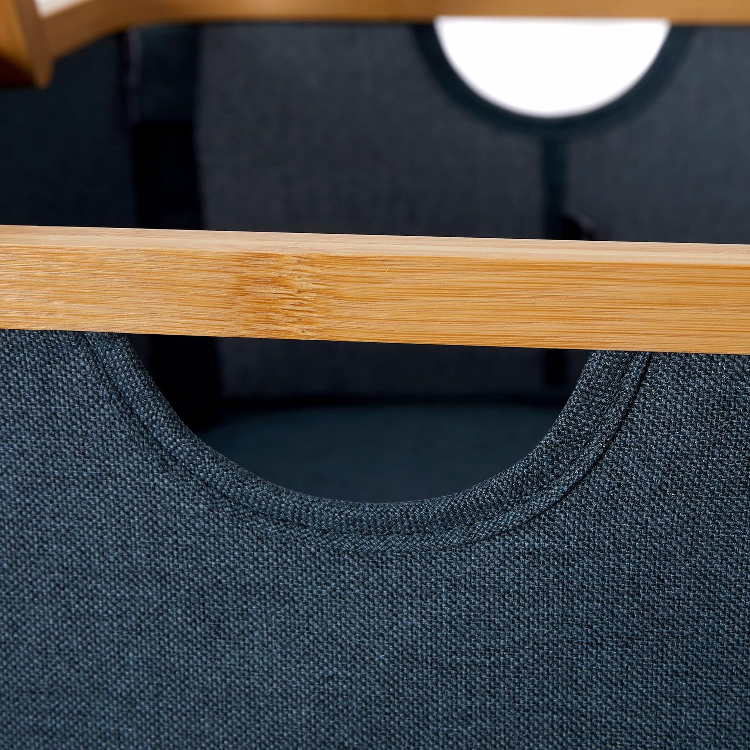 Bambus-Rahmen-Aufbewahrungskorb - 2er-Set - Blau, faltbar mit stabilem Bambusrahmen und praktischem Henkel, ideal zur Aufbewahrung.