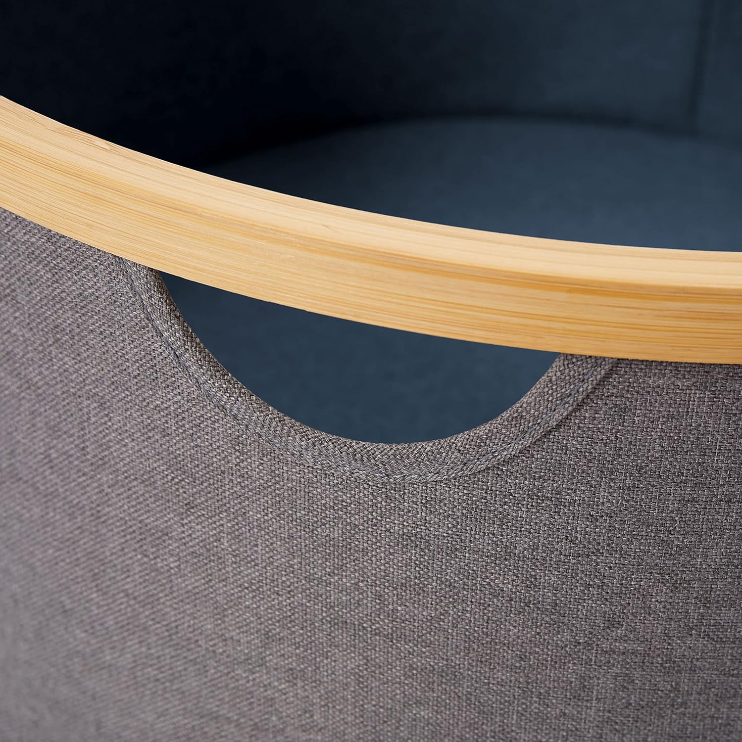 Bambus-Rahmen Aufbewahrungsbox rund - 3er-Set - Grau/Braun mit robustem Bambusrahmen und grauem Stoff in verschiedenen Größen.