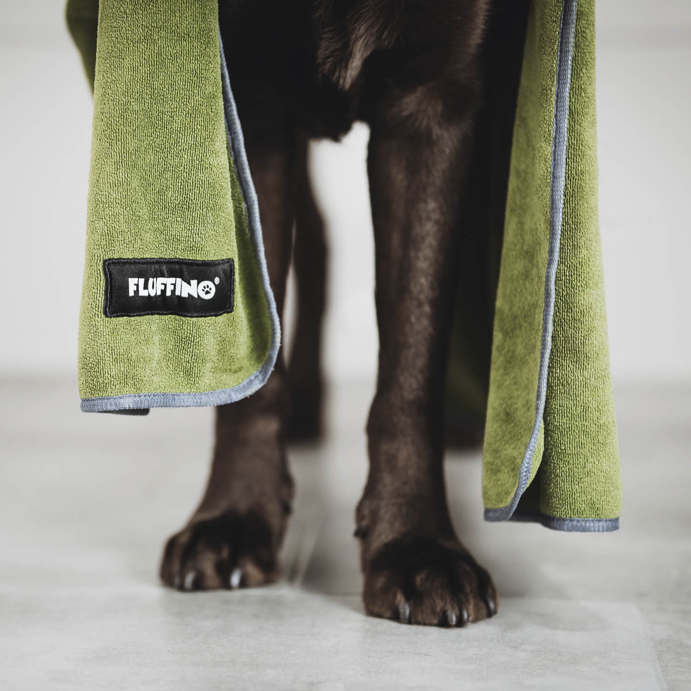 Hundehandtuch Mikrofaser – 4er-Pack - Grau & Grün, saugfähiges, schnelltrocknendes Mikrofasertuch für kleine und mittelgroße Hunde.