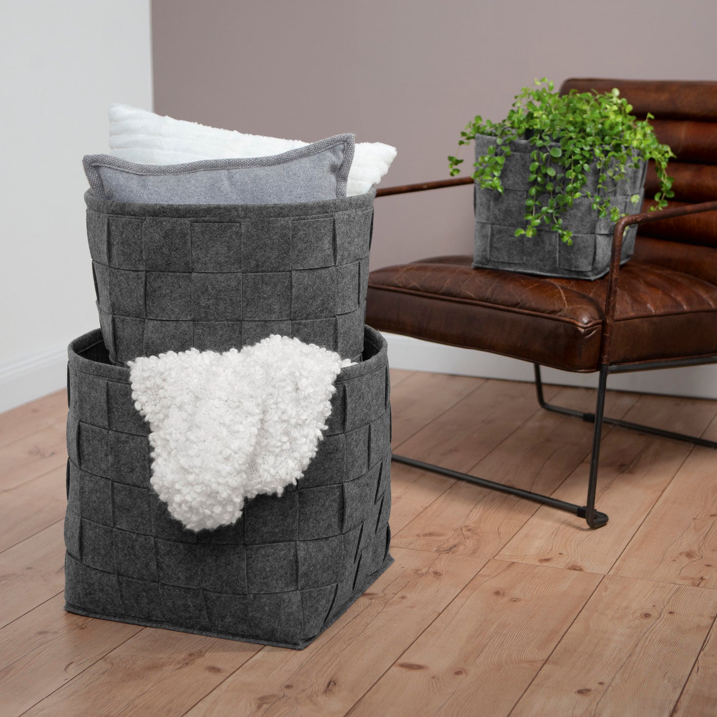 Filz-Aufbewahrungskorb M - 32 x 32 x 32 cm - Dunkelgrau, moderner, faltbarer und schonender Aufbewahrungskorb aus robustem Filz.