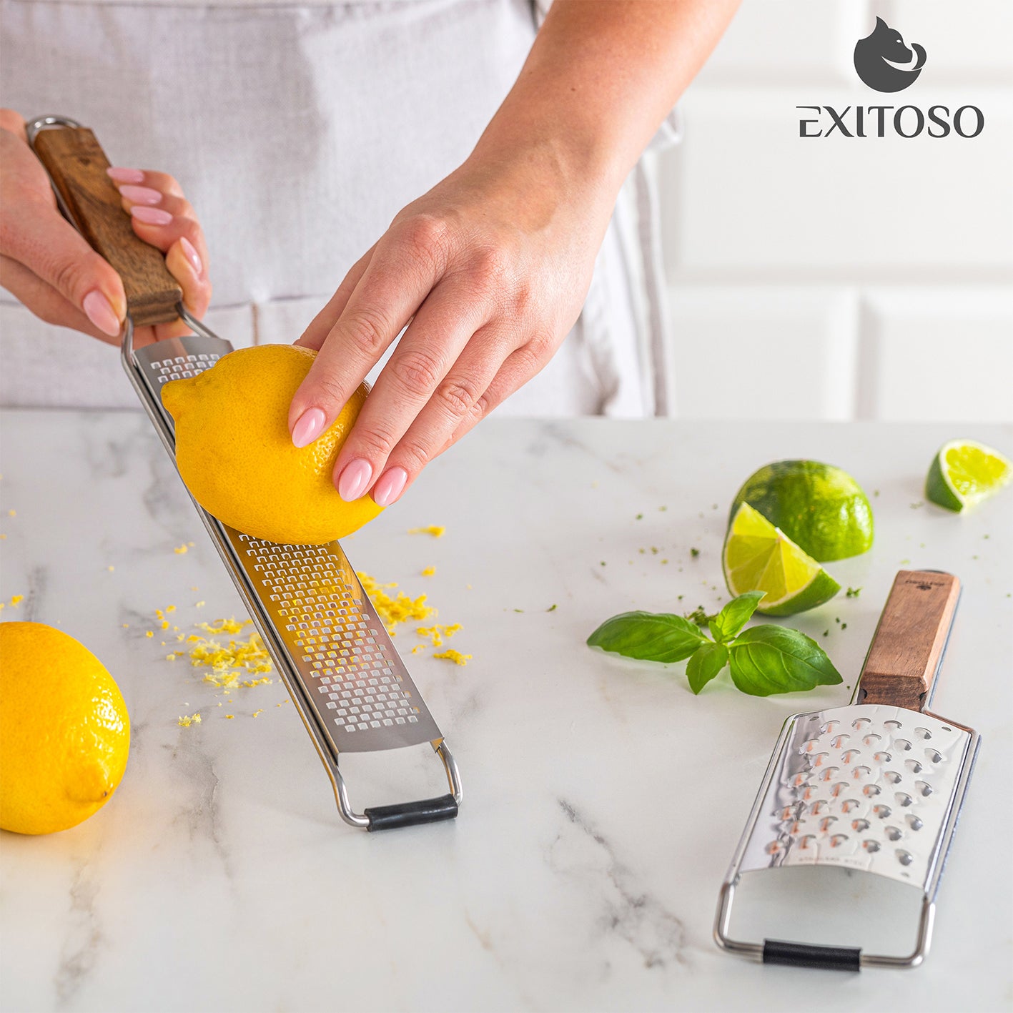 Küchenreibe 2in1 Set - Edelstahl mit Holzgriff, scharfe Klinge, rutschfester Griff, ideal zum Reiben von Zitrusfrüchten.