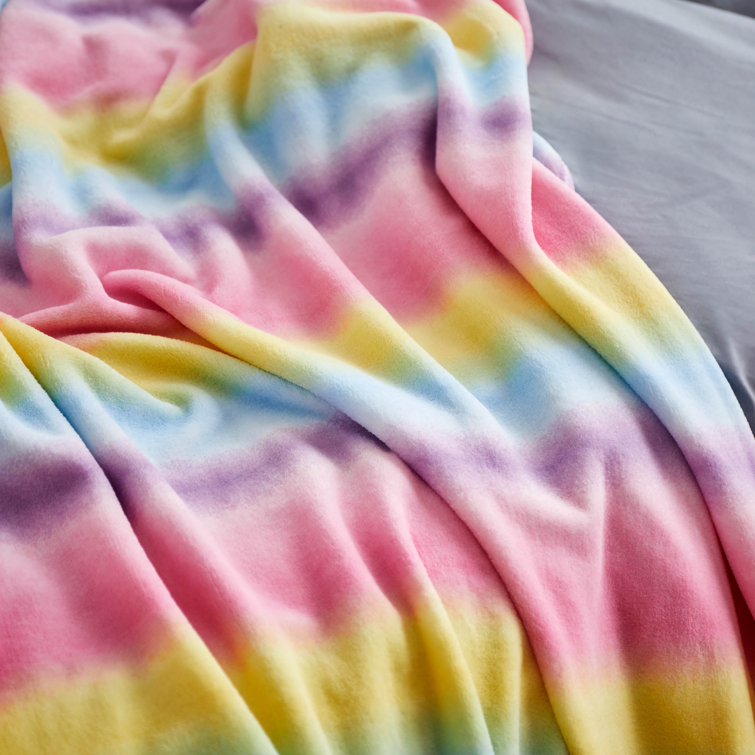 Kuscheldecke für Kinder - 100 x 150 cm - Regenbogen