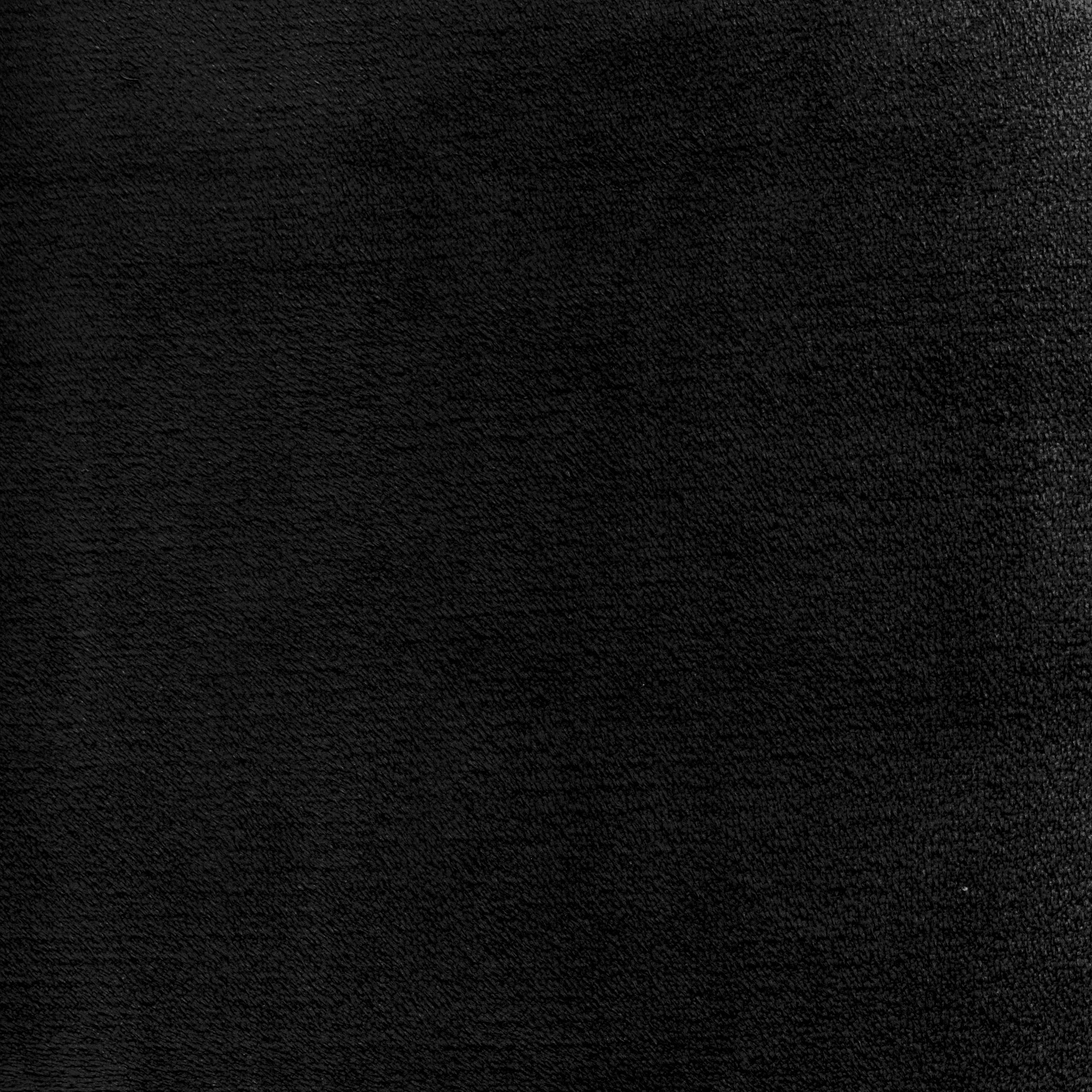 WohndeckeKuscheldecke aus weichem Coral Fleece - 220 x 240 cm in Schwarz, flauschig, hautfreundlich und pflegeleicht.