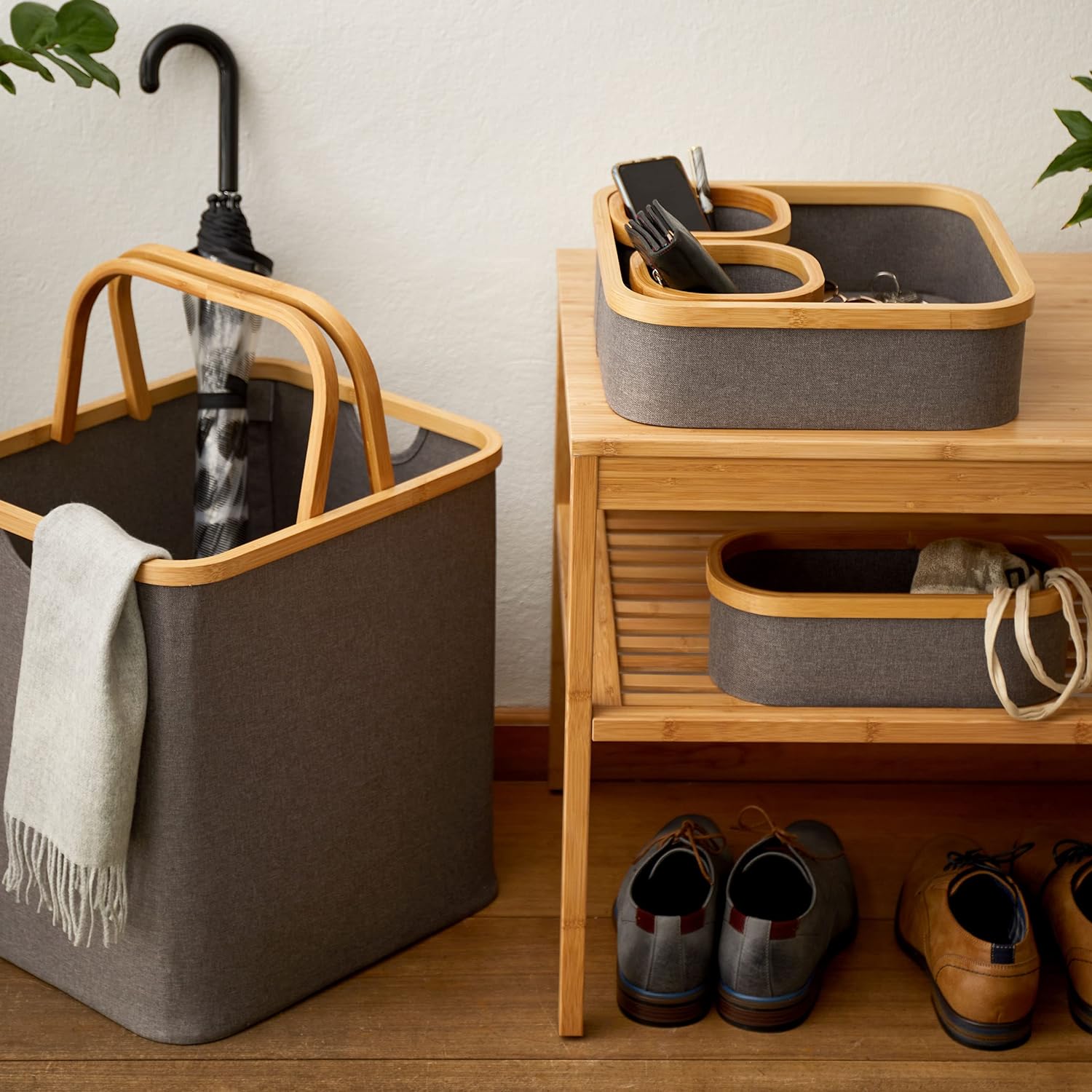 Aufbewahrungsboxen mit Bambus-Rahmen - 4er-Set in Rosa mit stabilem Bambusrahmen und praktischen Aufbewahrungsmöglichkeiten.