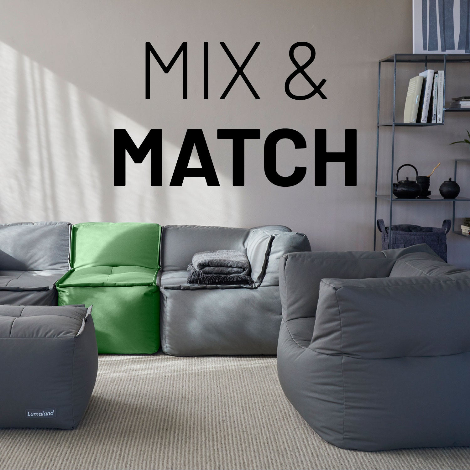 Sitzsack-Sofa Ecke (340 L) - Modulares System in Pastell Grün kombiniert indoor & outdoor Komfort mit pflegeleichtem Bezug.