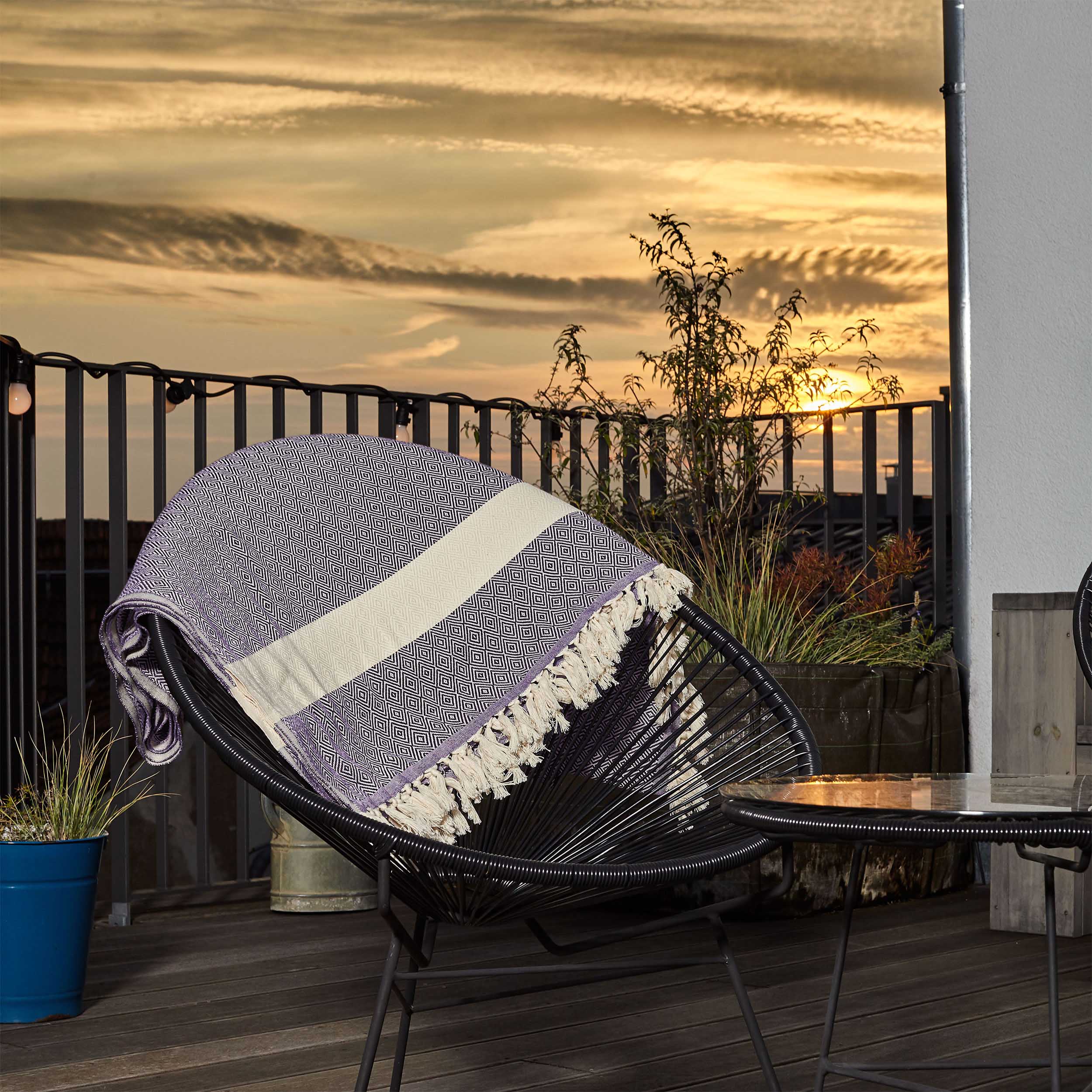 Baumwolldecke / Tagesdecke aus 100 % Baumwolle - ca. 200 x 240 cm - Lila
