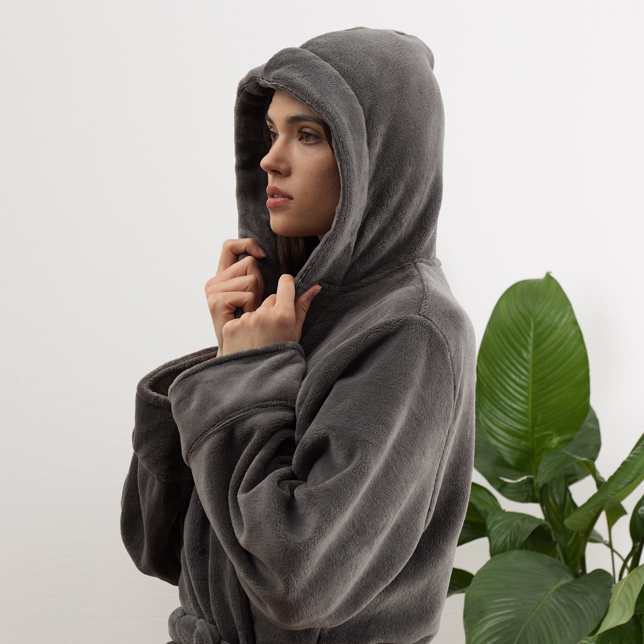 Luxury Mikrofaser Bademantel mit Kapuze für Damen und Herren - Grau - Größe M