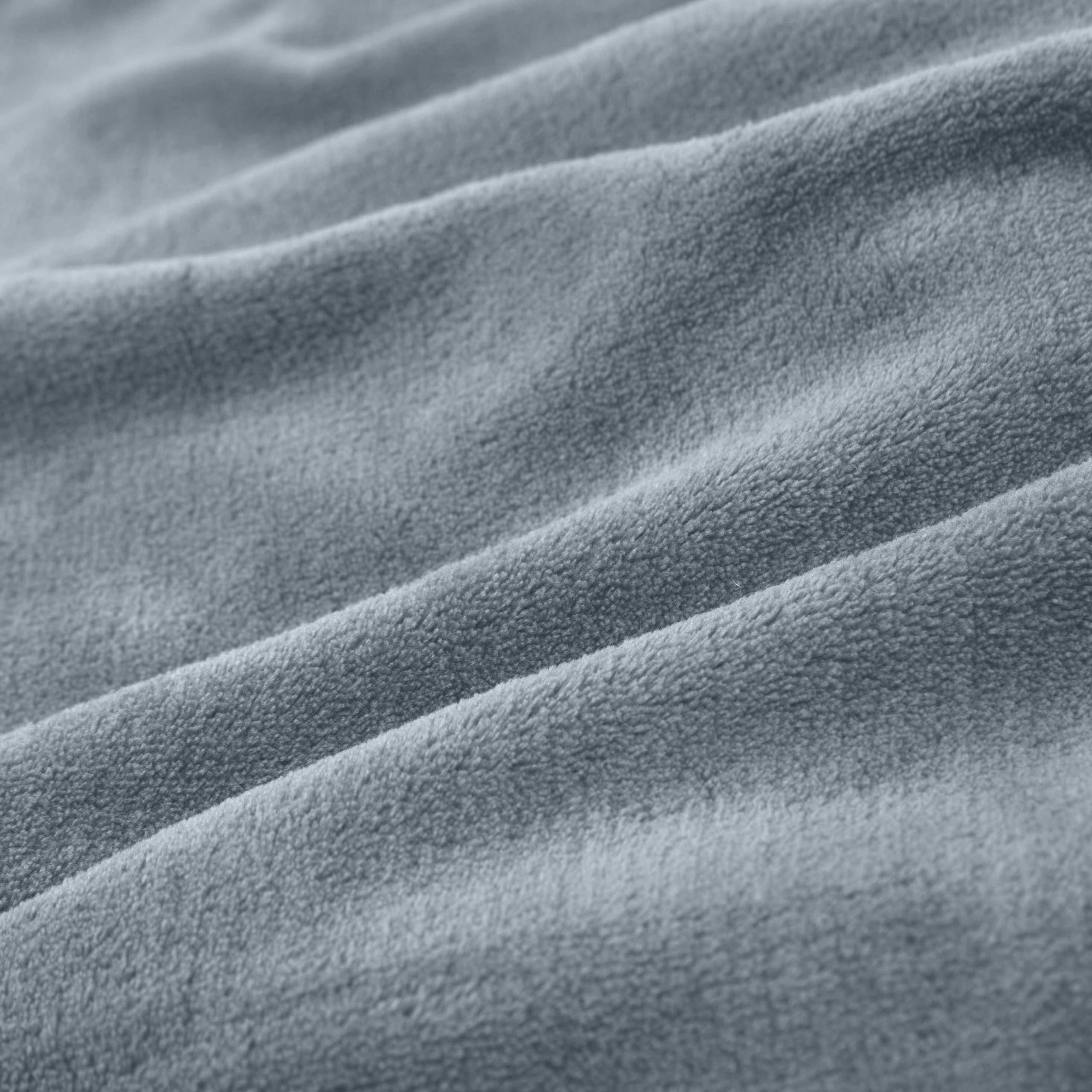 Kuscheldecke - 220x240 cm - Sofadecke & Tagesdecke - Hellblau