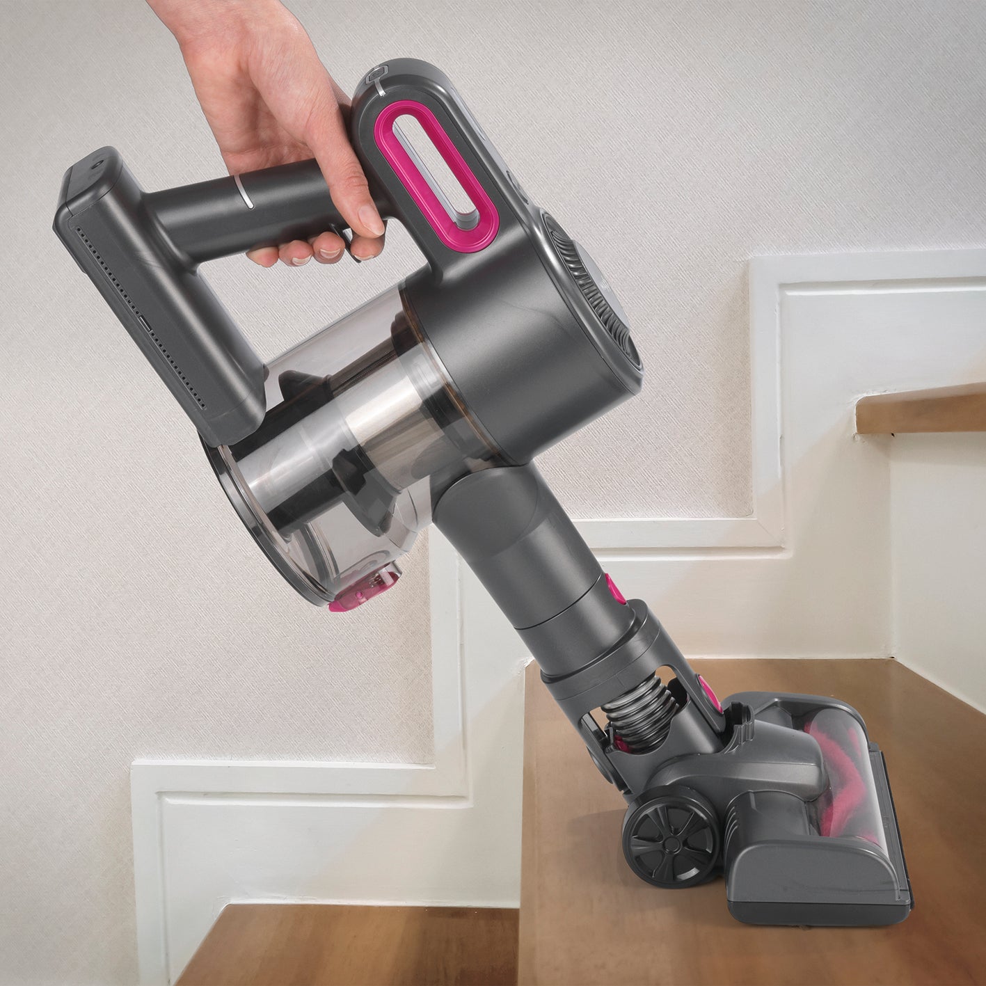 Akku-Zyklon-Staubsauger - Verlängerungsrohr auf bis ca. 80 cm - anthrazit/pink