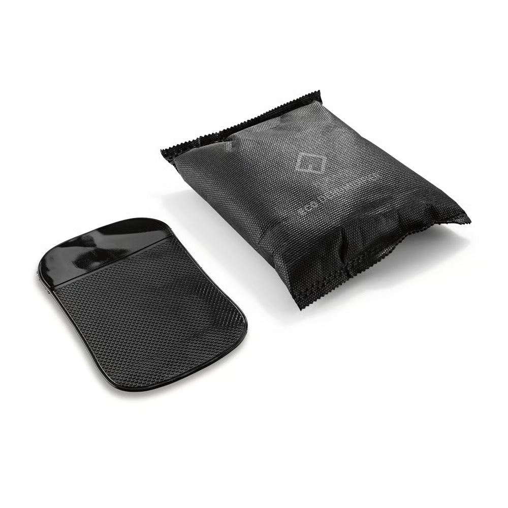 Flipline Auto Luftentfeuchter 0,5kg in schwarzem Beutel, verhindert Feuchtigkeit und Kondenswasser im Auto, Made in Germany.