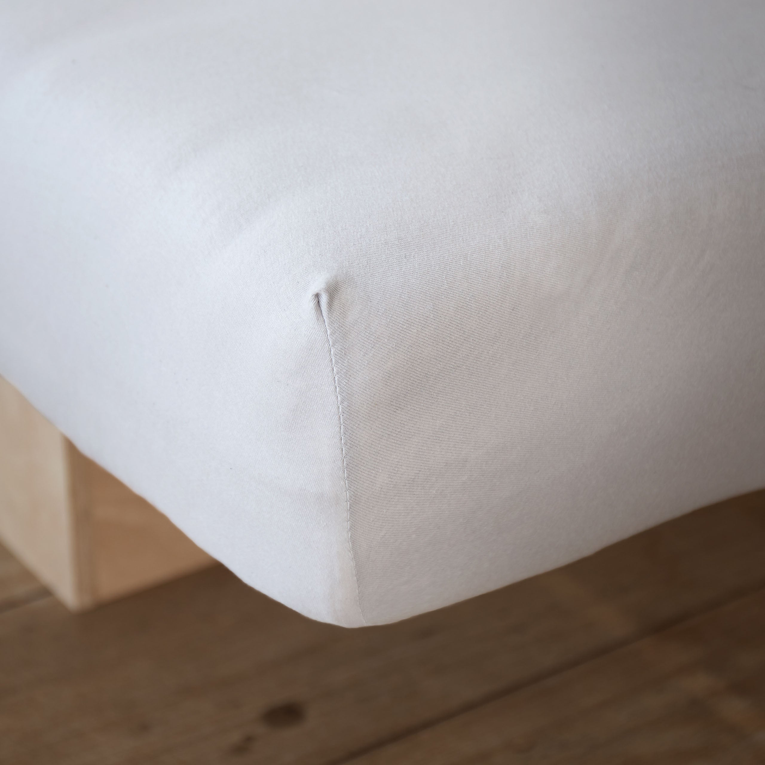 Comfort Jersey Spannbettlaken - 160 g/m² 100% Baumwolle - 100 x 200 cm - 120 x 200 cm - Weiß