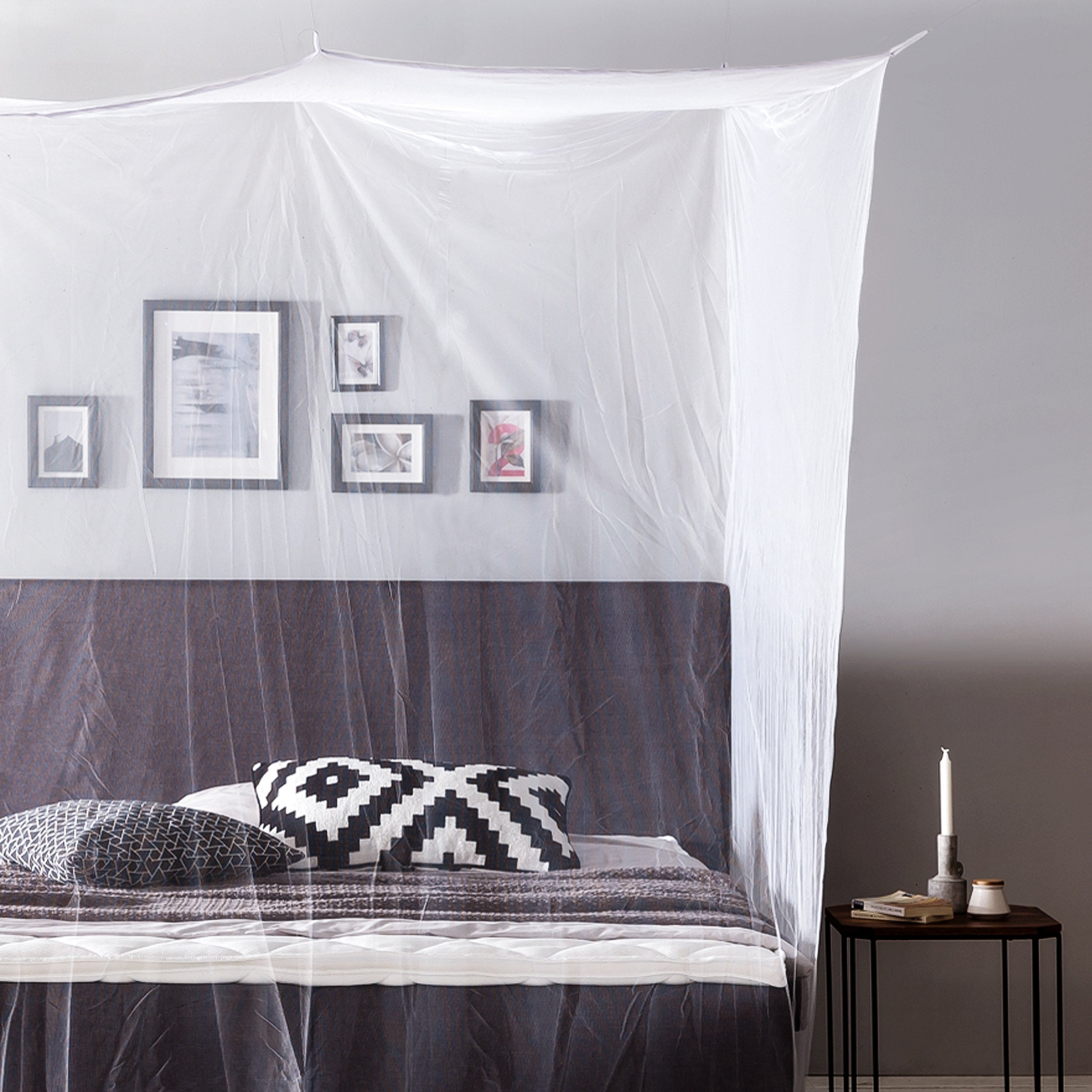 Moskitonetz Mückennetz - Passend für Einzelbett & Doppelbett - 200 x 200 x 210 cm - Weiß